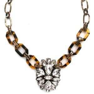 TORTOISE SHELL STATEMENT NECKLACE
